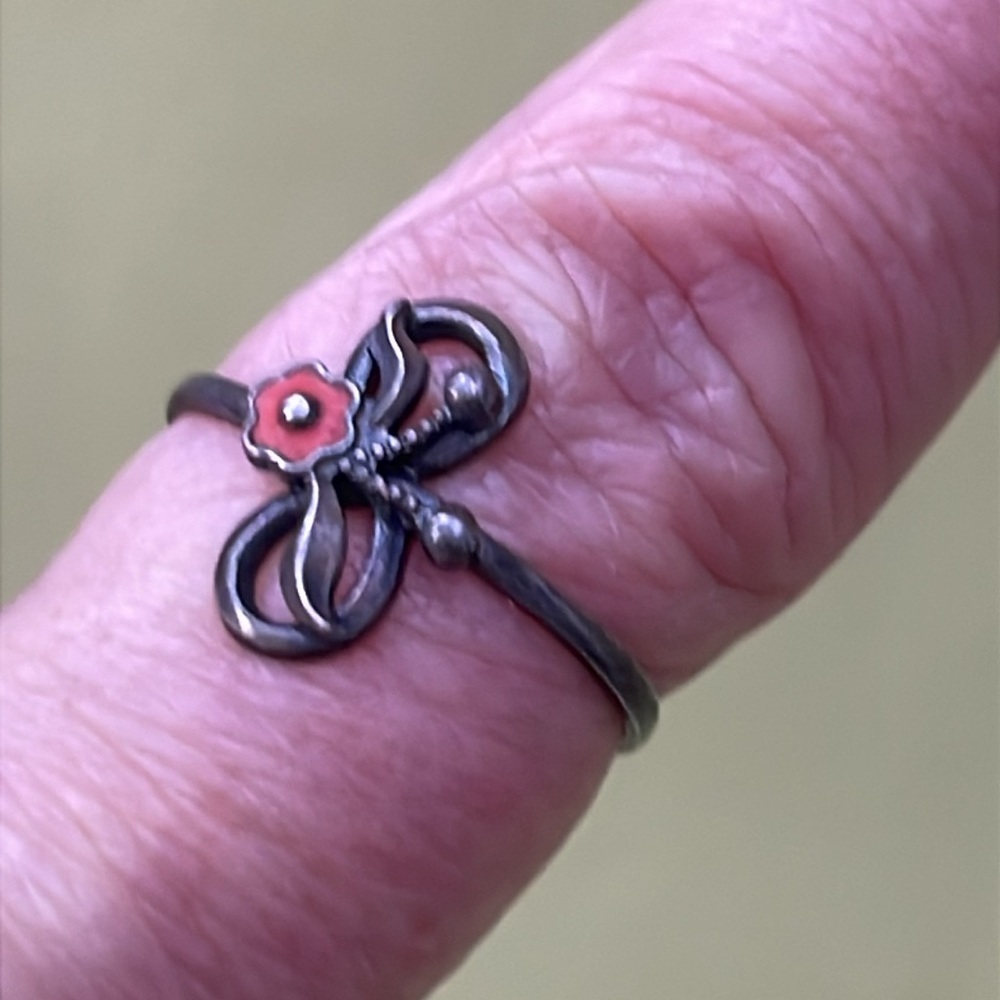 Vintage Silver and Orange Ring Timeless Elegance